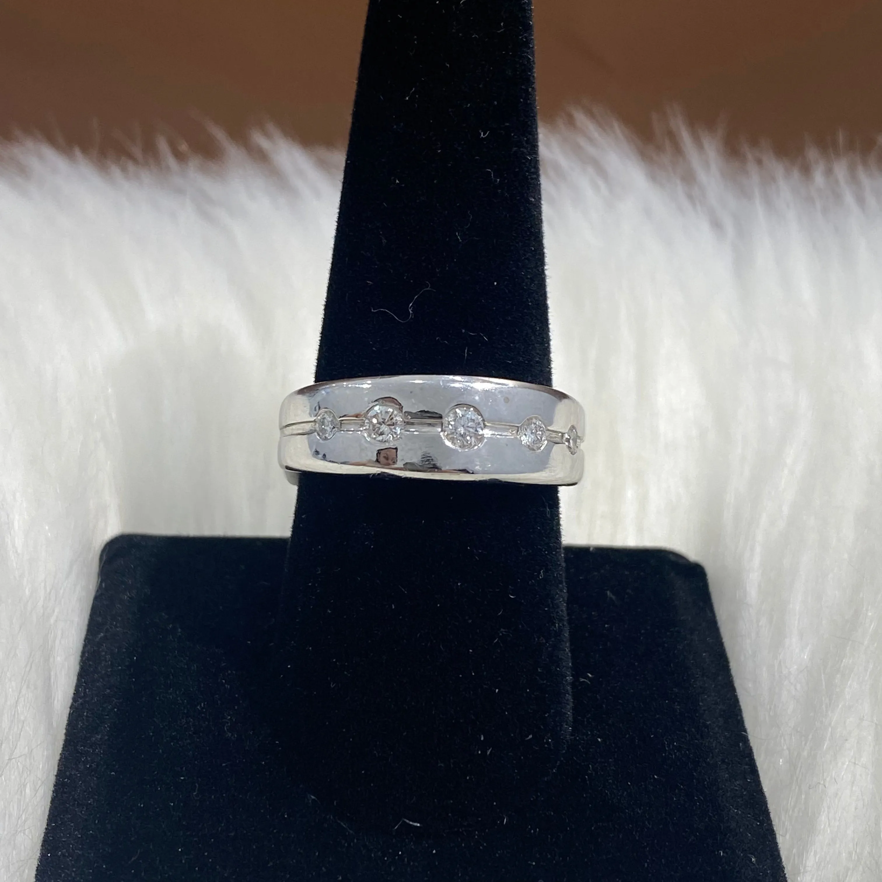 14K White Gold Diamond Fashion Ring Ct Dia / 7.1gr / Size 9