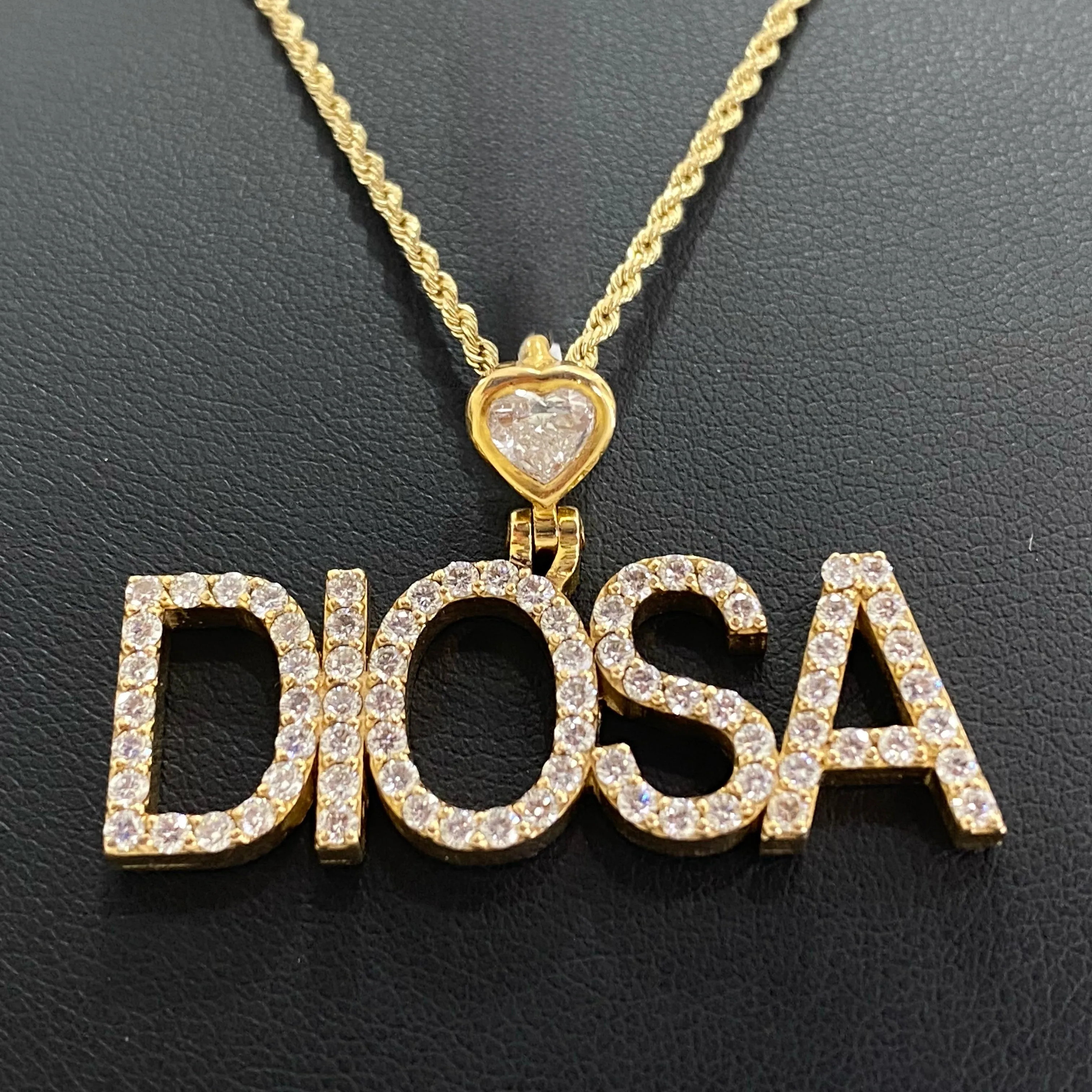 14K Yellow Gold Diosa Pendant 3.50Ct / 9.3gr