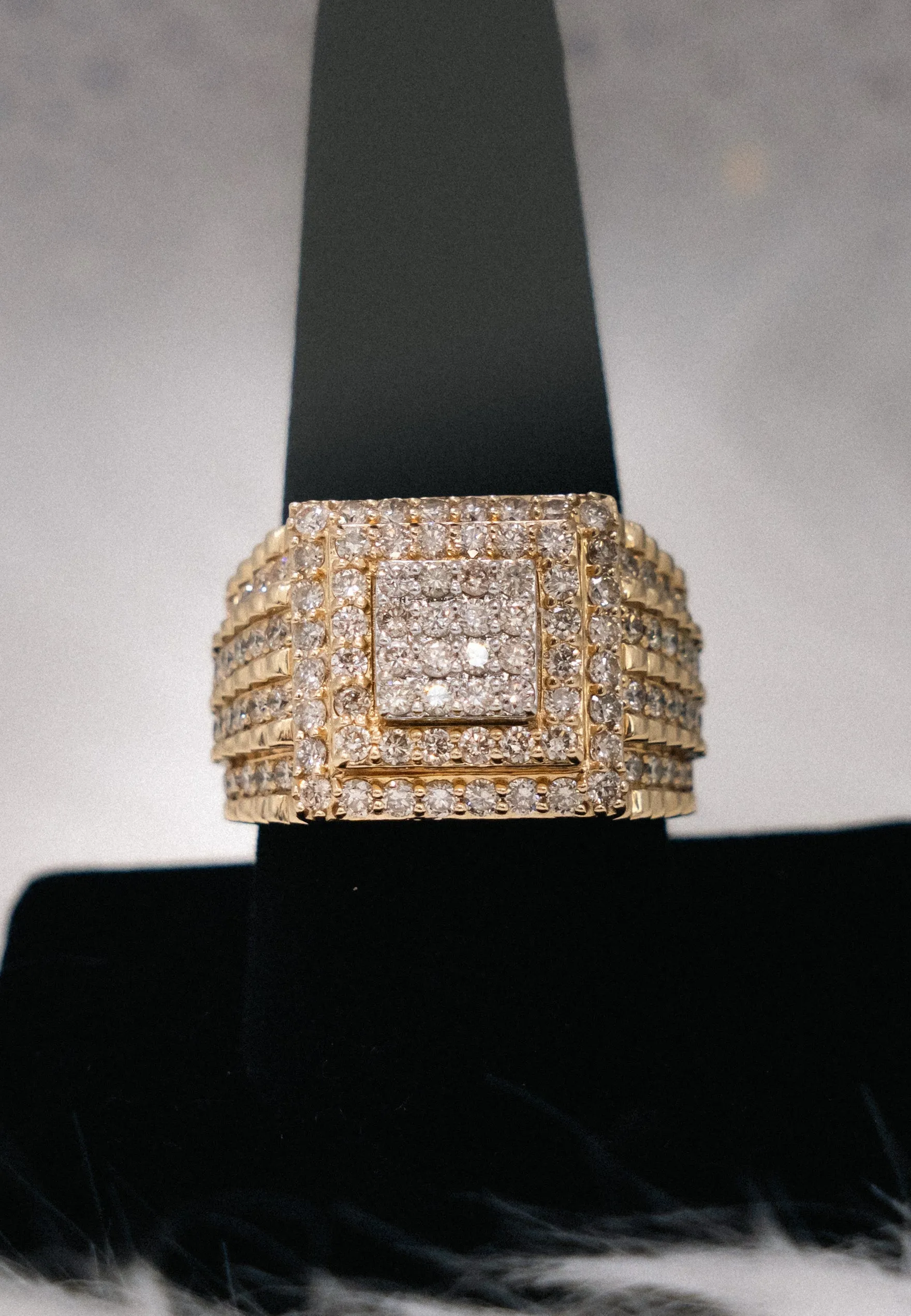 3D Square Ring 14K Yellow Gold With Diamonds / 14.5gr / Size 10.5