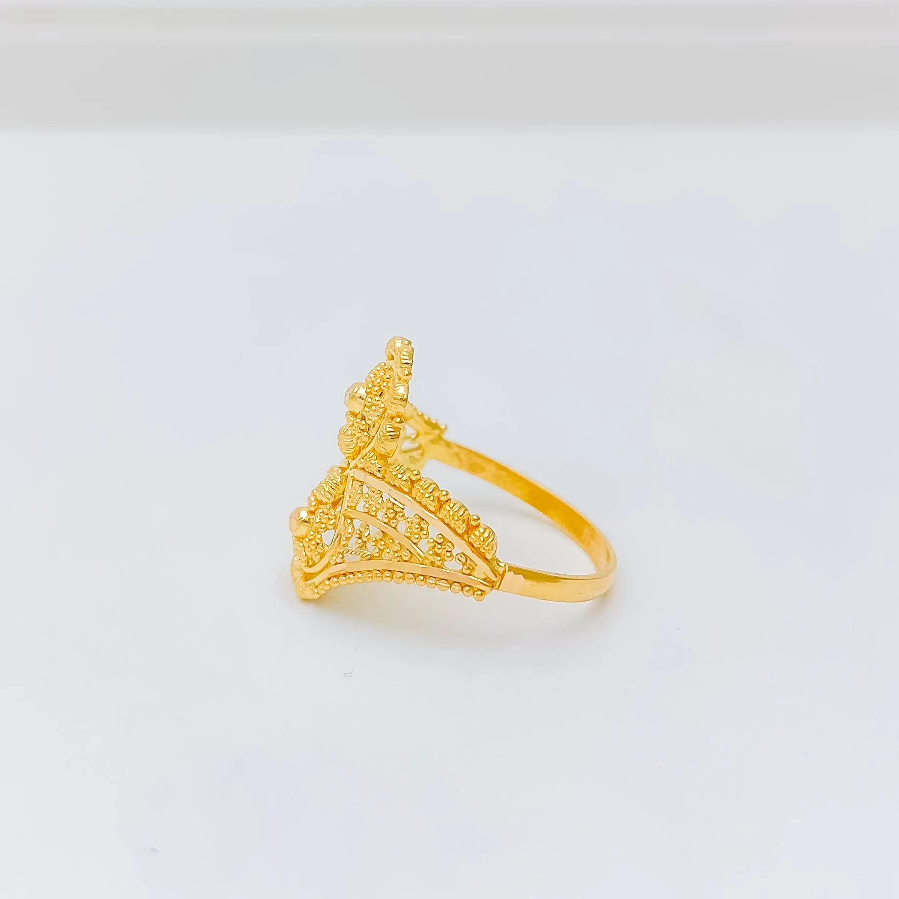 Beautiful Infinity Yellow Gold Ring