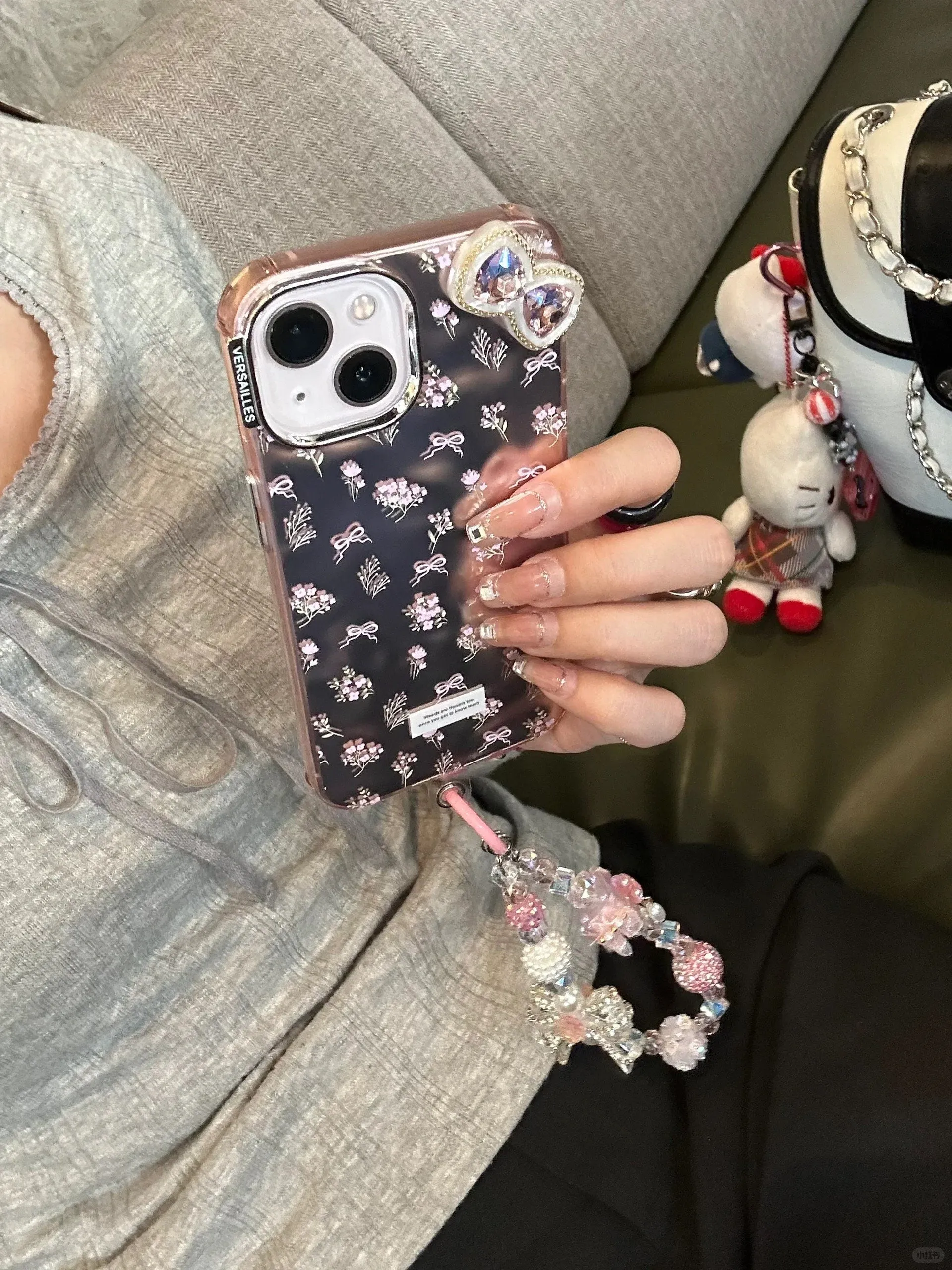 Bling Electroplated Light Pink Floral Ribbon Print Design   Pearl Chain Hand Strap Protective iPhone Case for iPhone 11 12 13 14 15 Pro Max