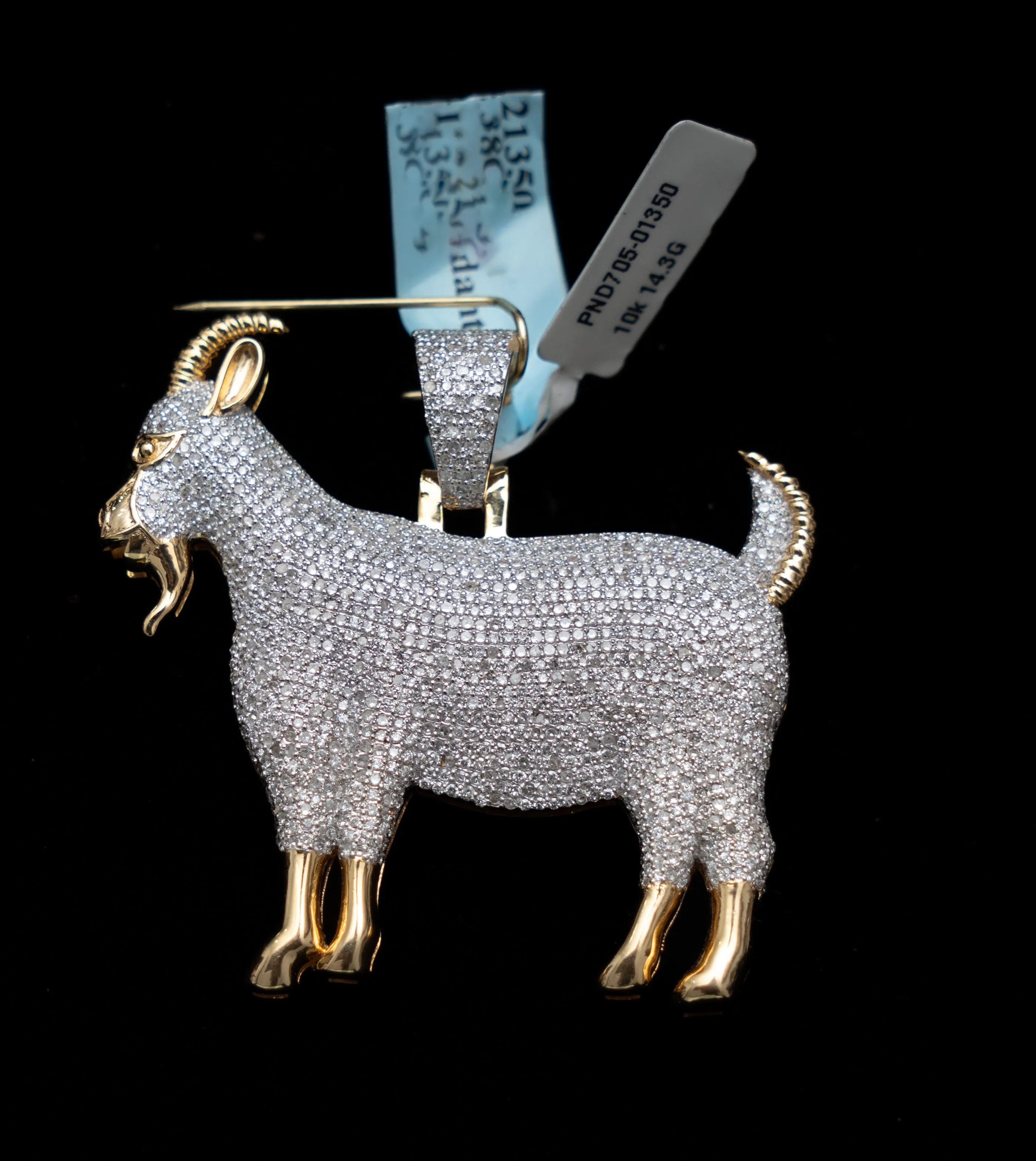 Diamond Goat Pendant 10K Yellow Gold 3,38ct / 14.4gr