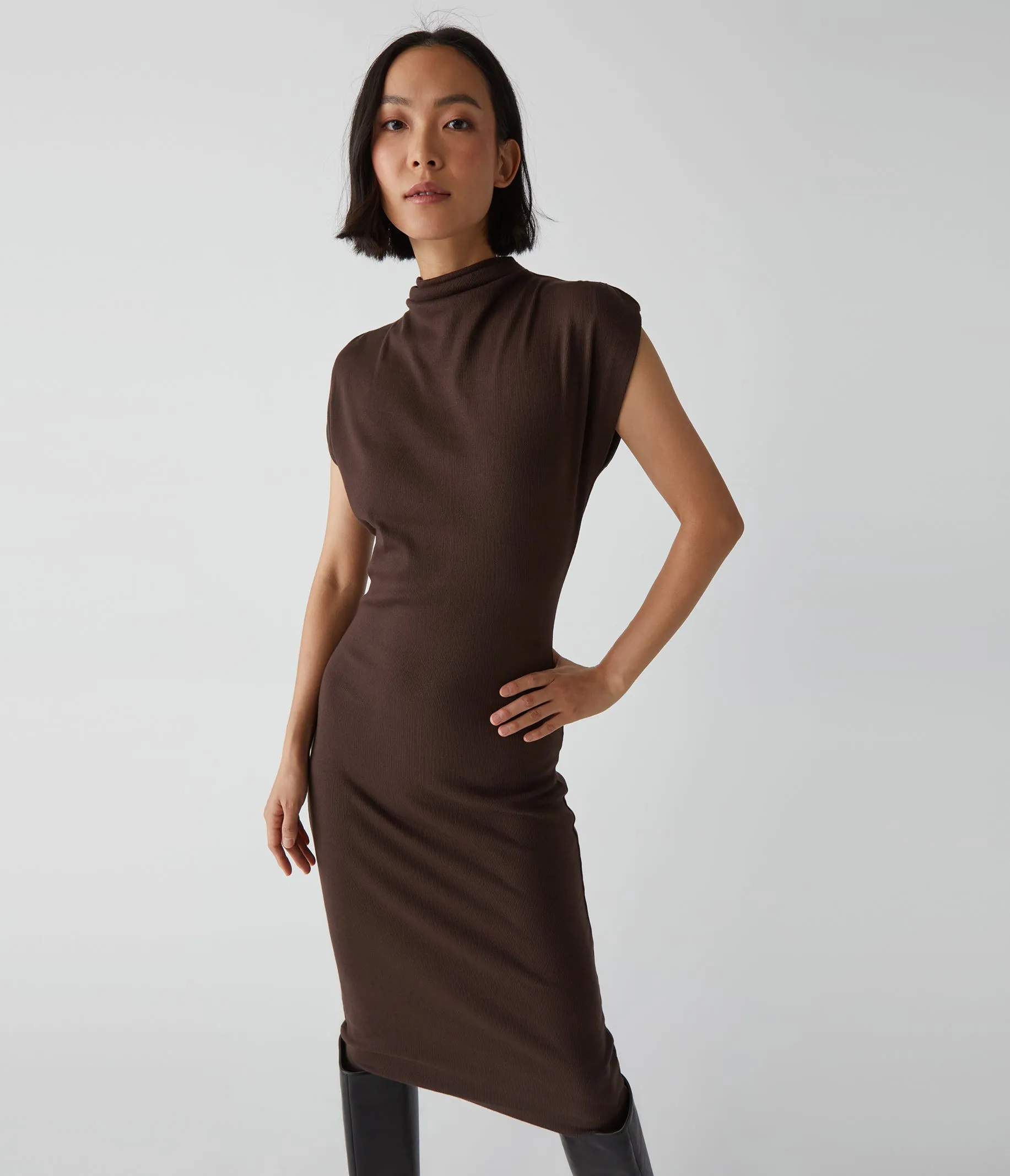 Iolanda Power Shoulder Dress