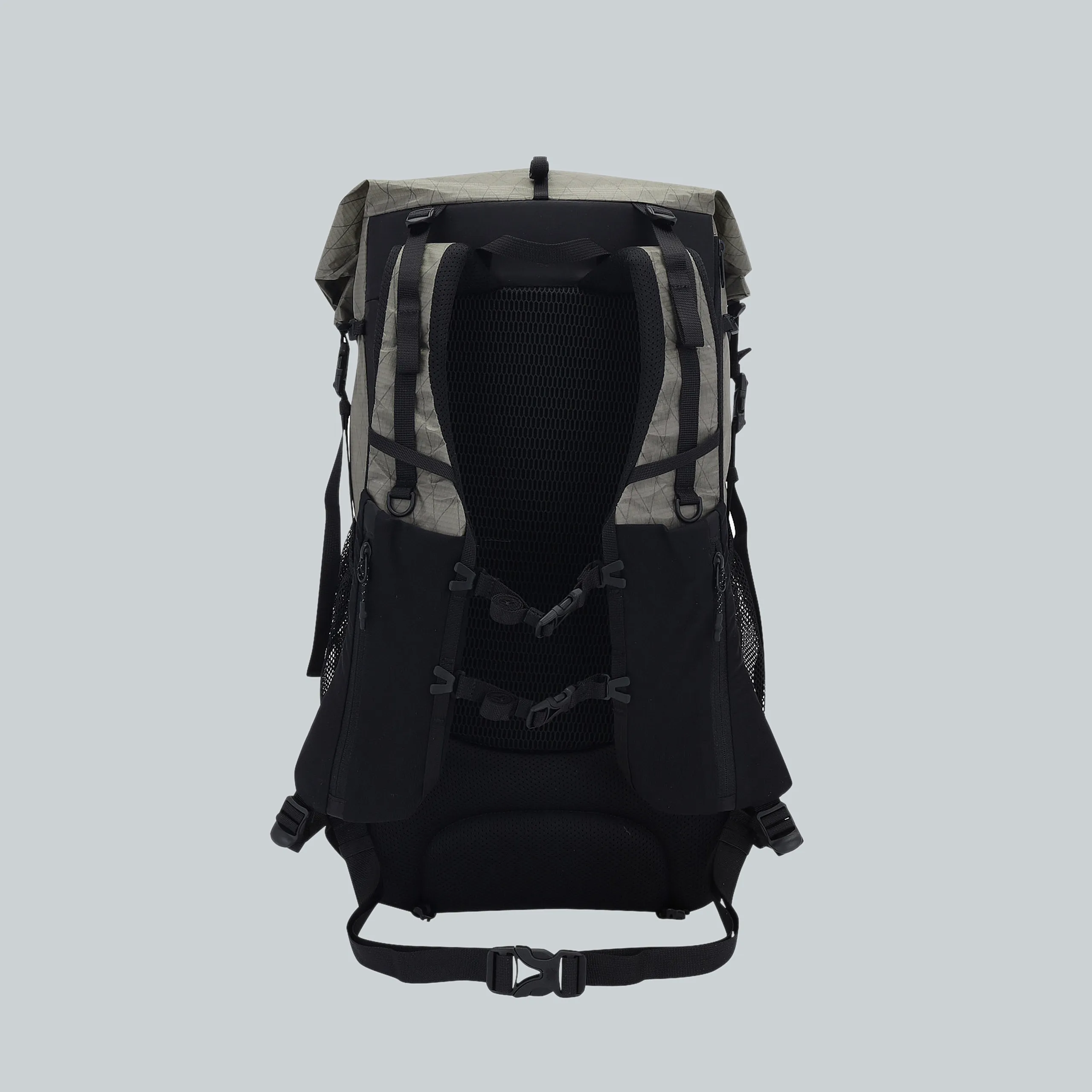 Kolonial Xpedition Backpack   Cover