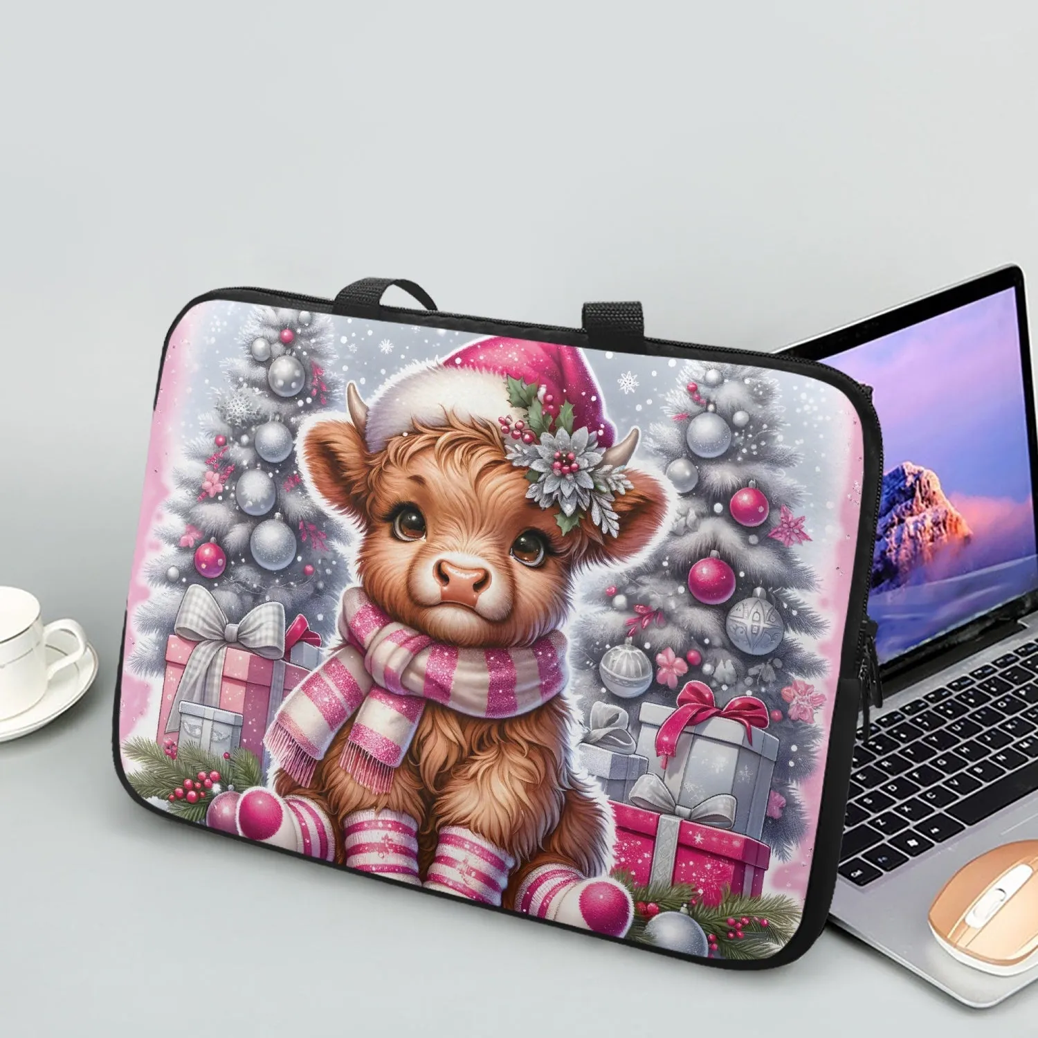 Laptop Sleeve with Handles - Christmas - Highland Cow