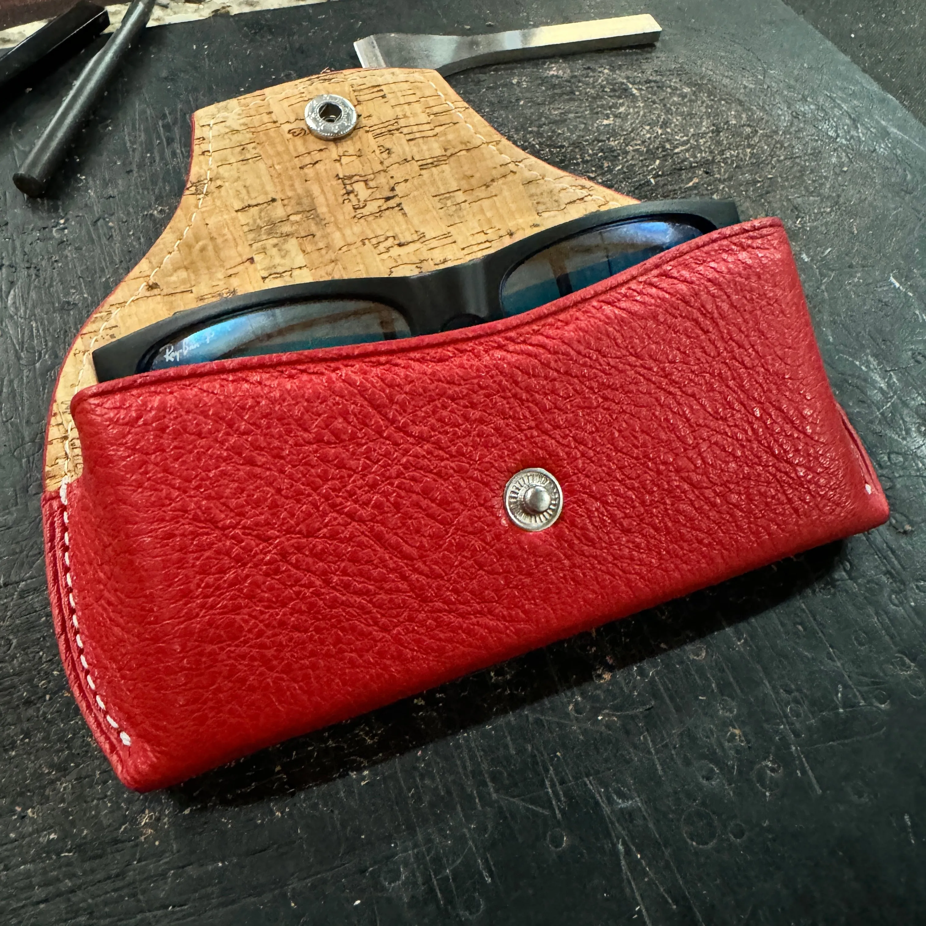 Sunglass Case - Italian Pebble Grain Leather, White Stitching Lined with Cork, Silver Snap