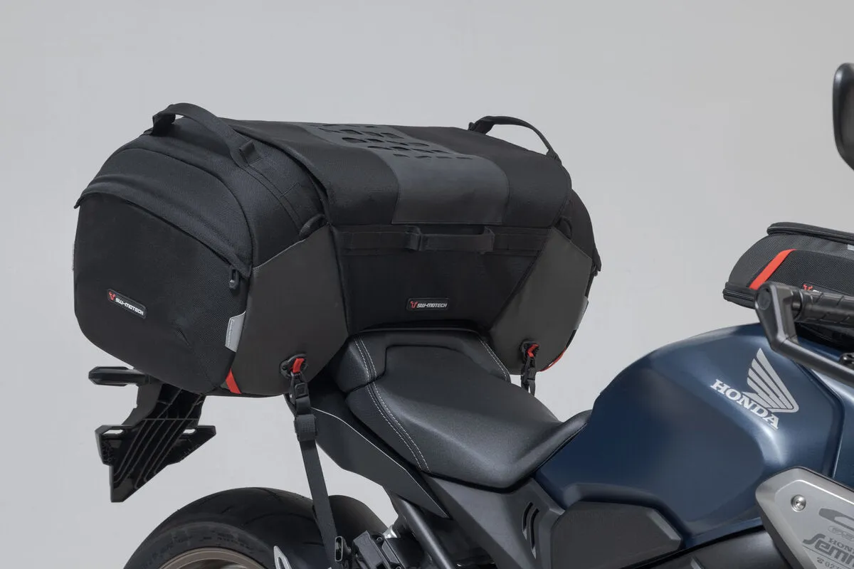 SW MOTECH PRO Travelbag tail bag. 1680D Ballistic Nylon. Black/Anthracite.