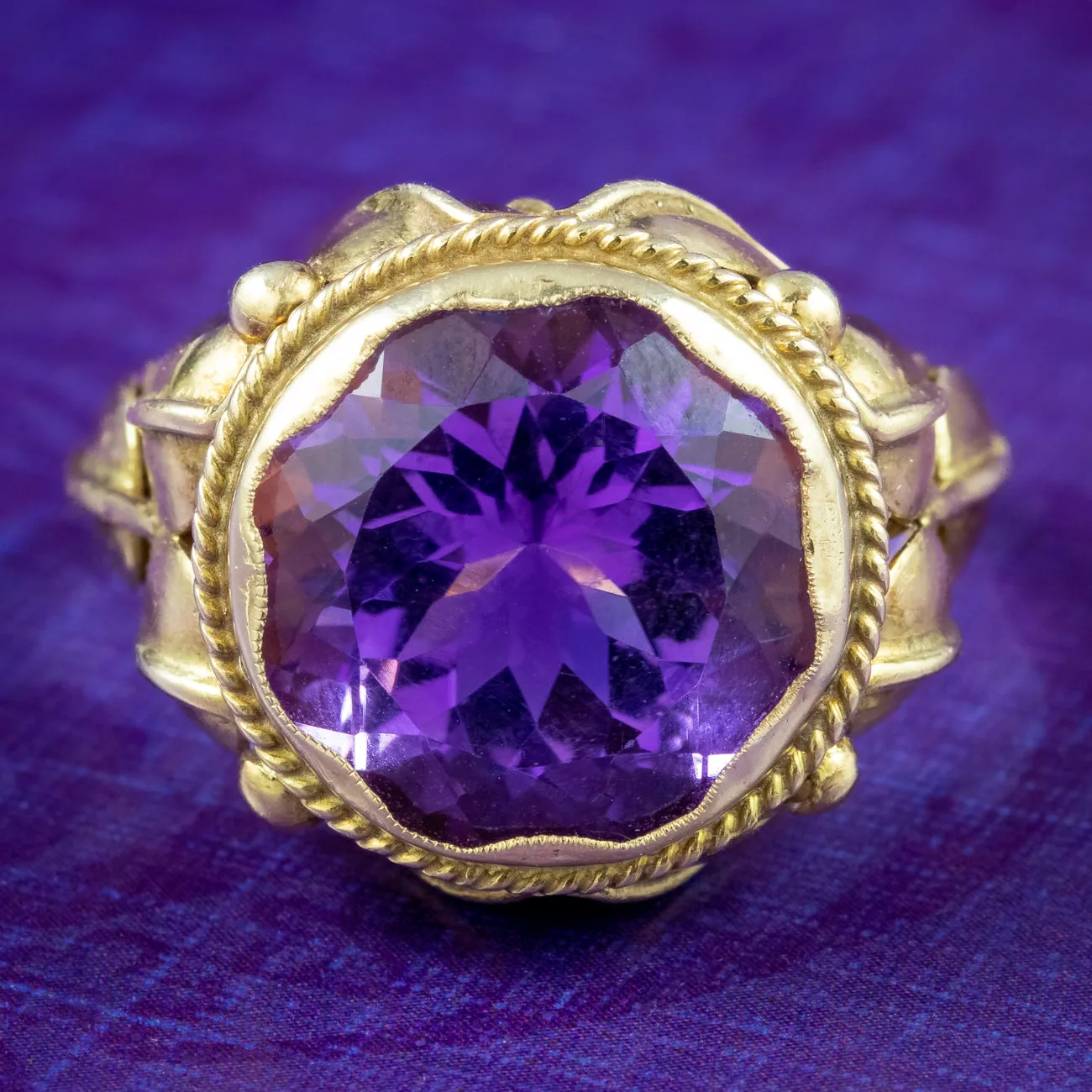 Vintage Amethyst Bishop Ring 8ct Stone