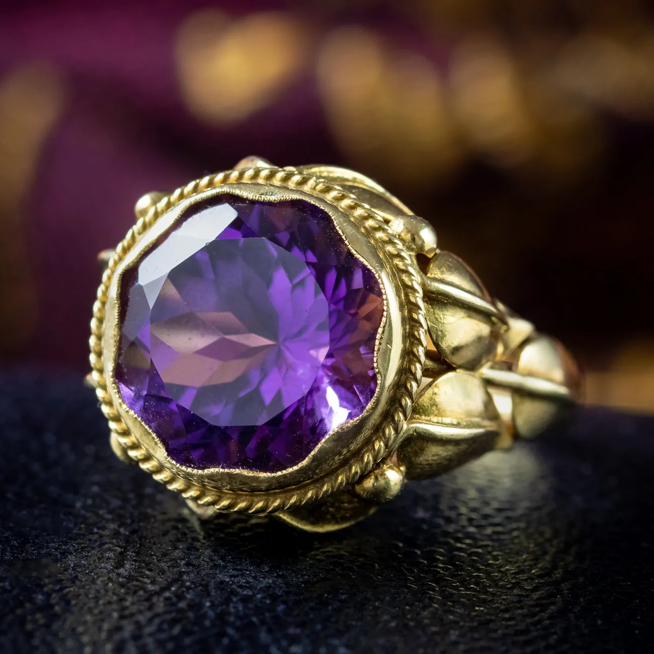 Vintage Amethyst Bishop Ring 8ct Stone